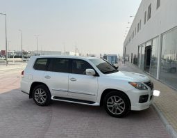 2015 LEXUS LX570